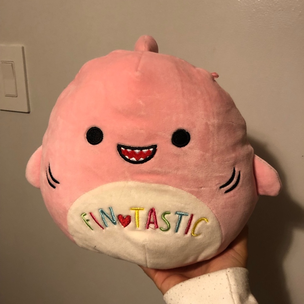 8” Selene the shark squishmallow